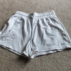 alo yoga shorts